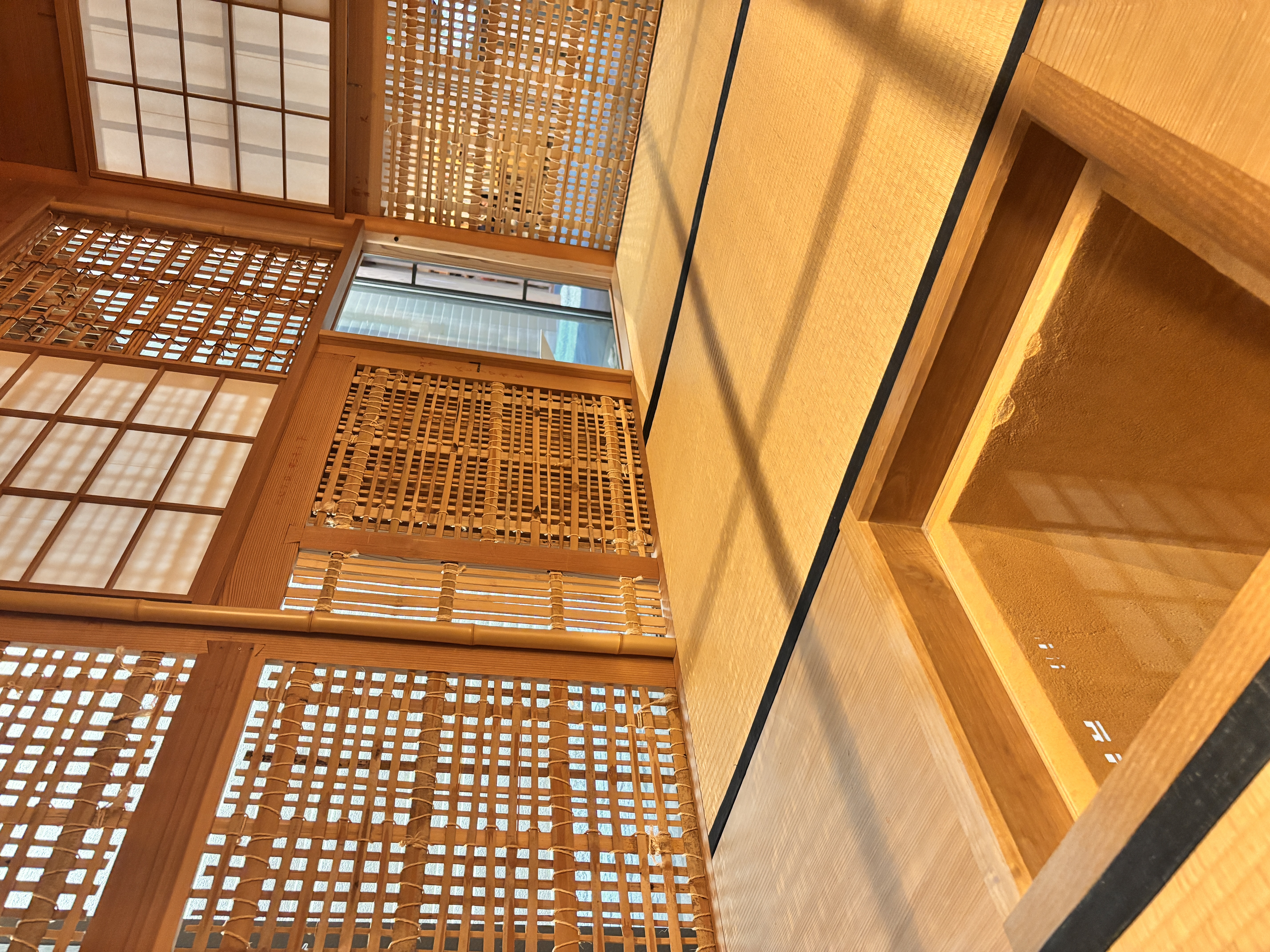 Inside the tea room — lattice, shoji, light