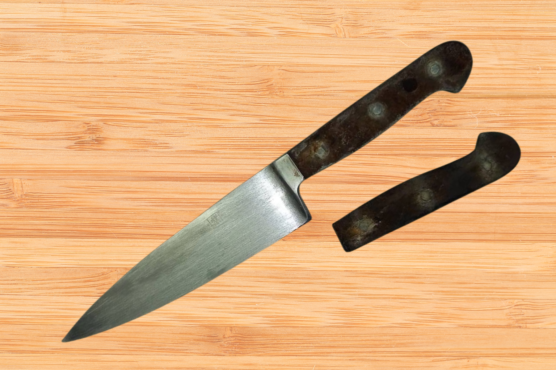 Knife before maintenance